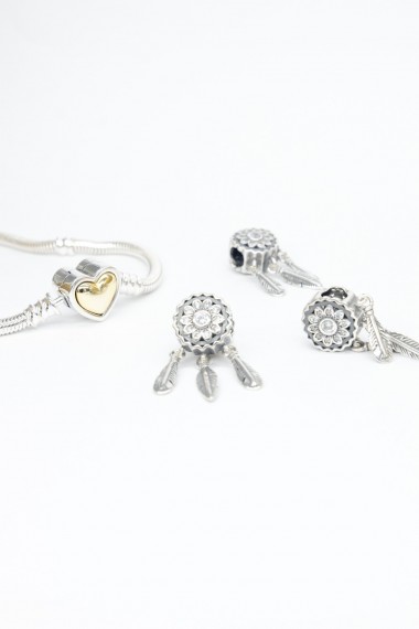 Charm de mandala y circones.