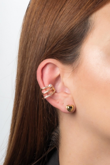 Earcuff oro rosa con lineas de perlas y circones.
